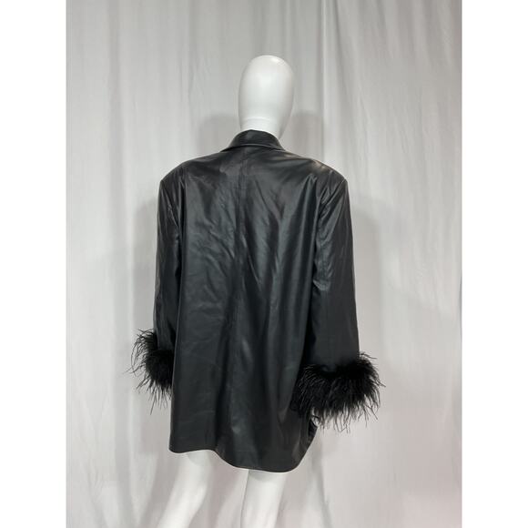 Lamarque 'Galia' Black Faux Leather Oversized Blazer Size XS - Picture 3 of 5